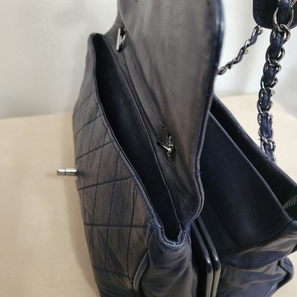 Chanel RITZ / Flap Bag - Picture 14 of 16